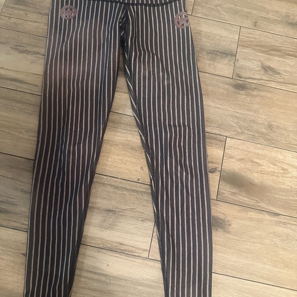 Teeki Black and Tan Striped Leggings - Picture 2 of 3